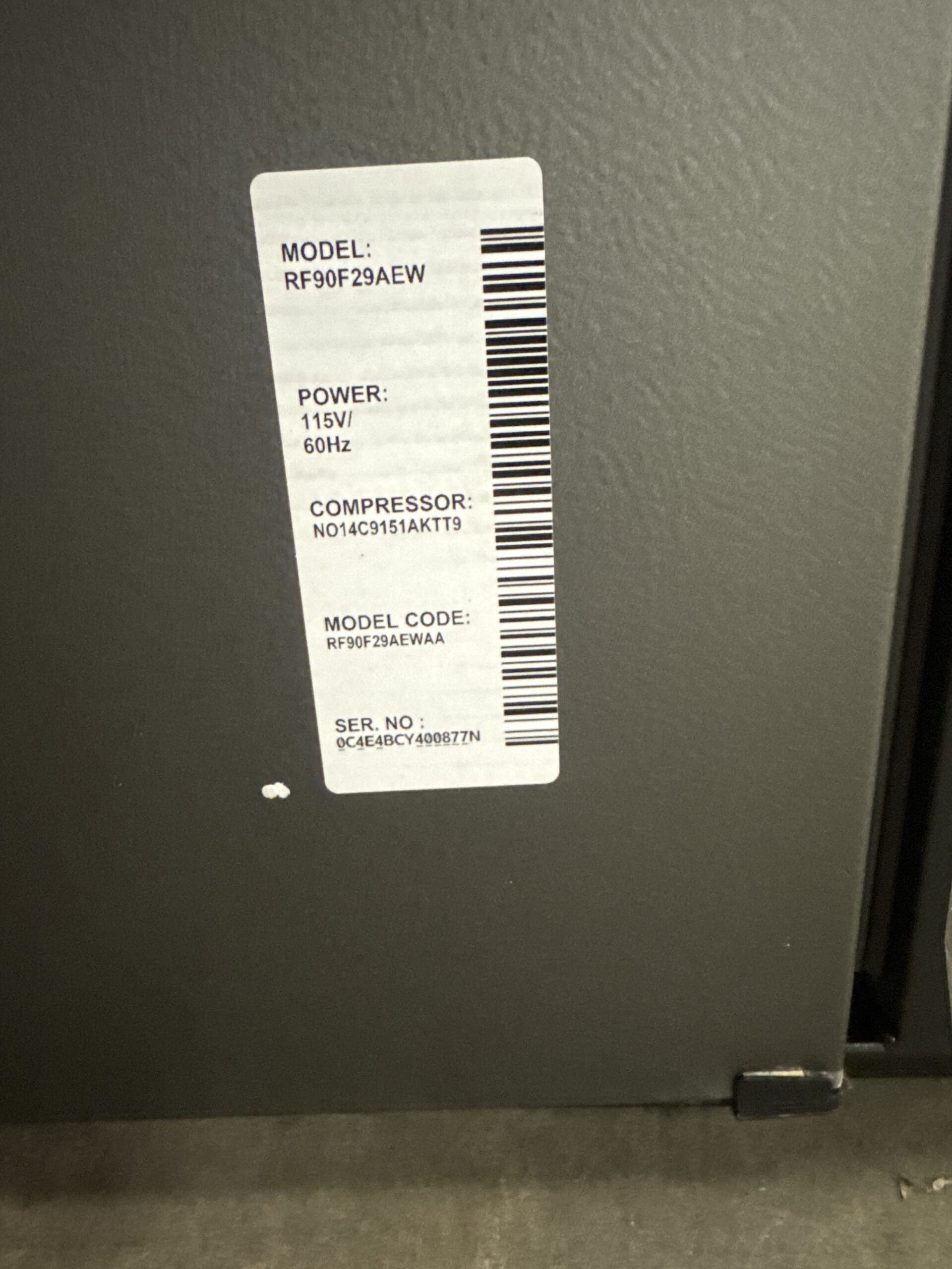 Samsung Bespoke 29 cu. ft. AI 4-Door French Door Refrigerator with AI Family Hub™ & AI Vision Inside - Image 8