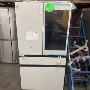 Samsung Bespoke AI 4-Door French Door Refrigerator with AI Family Hub in White Glass Finish