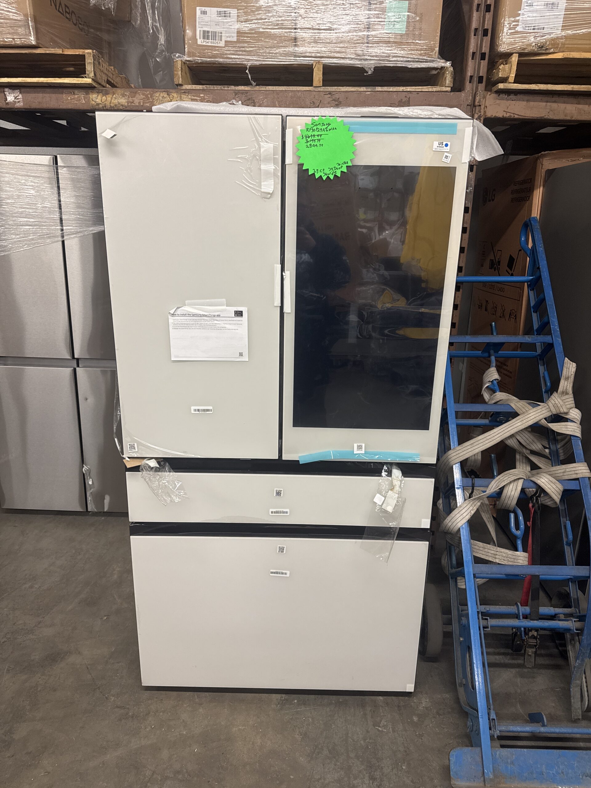 Samsung Bespoke AI 4-Door French Door Refrigerator with AI Family Hub in White Glass Finish