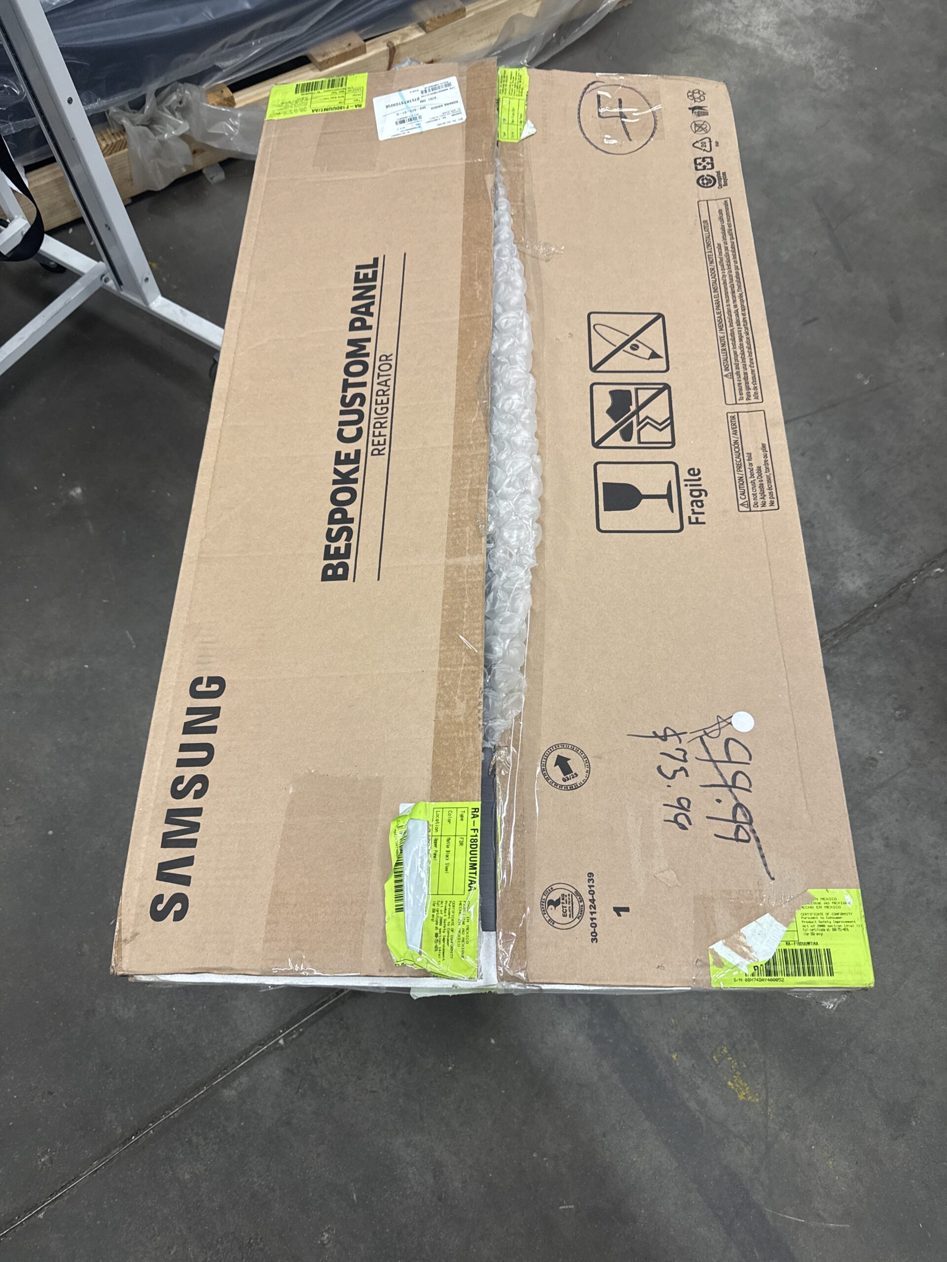 BESPOKE 4-Door Flex™ Refrigerator Panel in Matte Black Steel - Top Panel