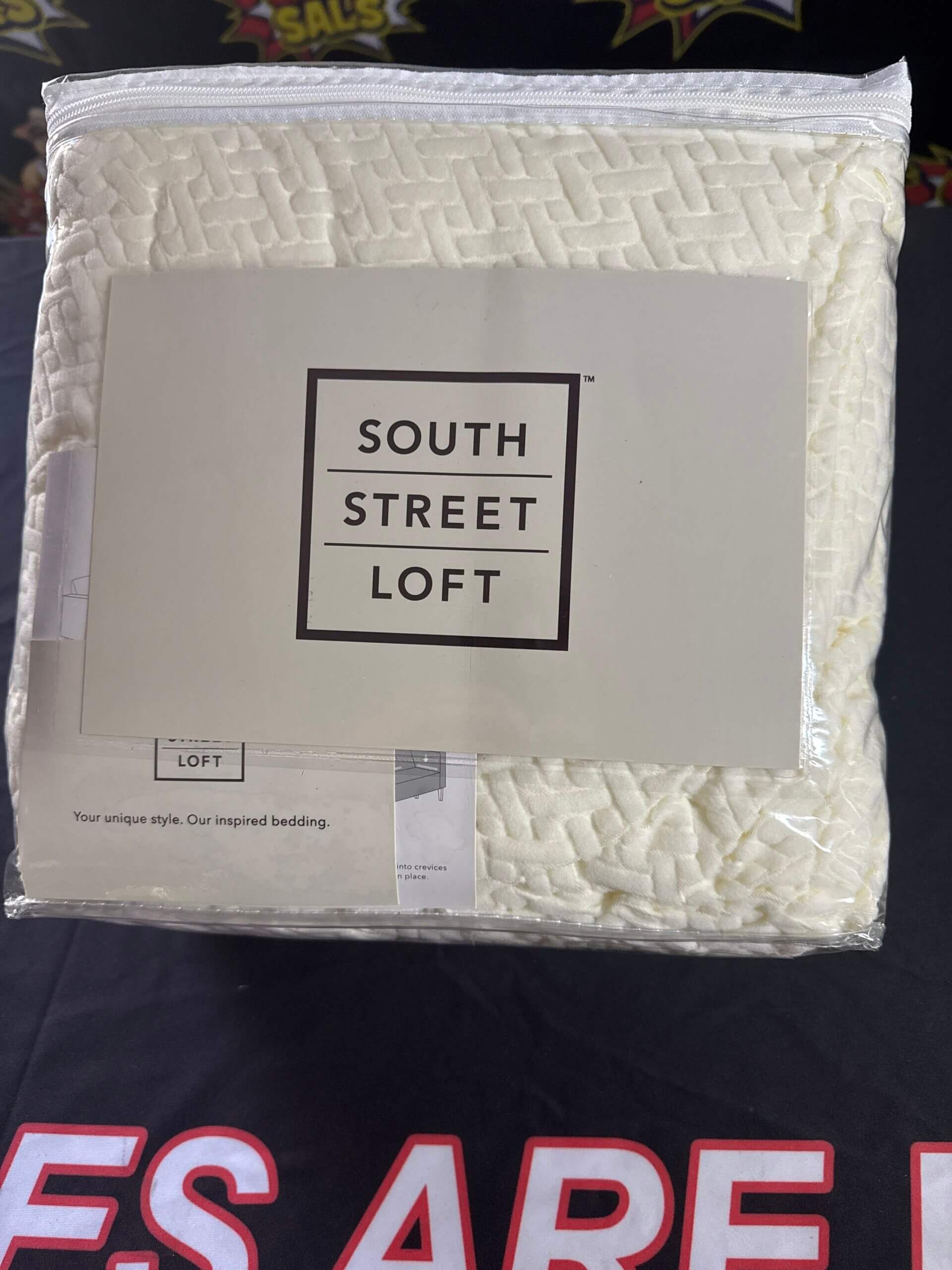 South Street Loft Ultra-Stretch 4-Seater Furniture Cover – HomeGoods Collection - Image 3