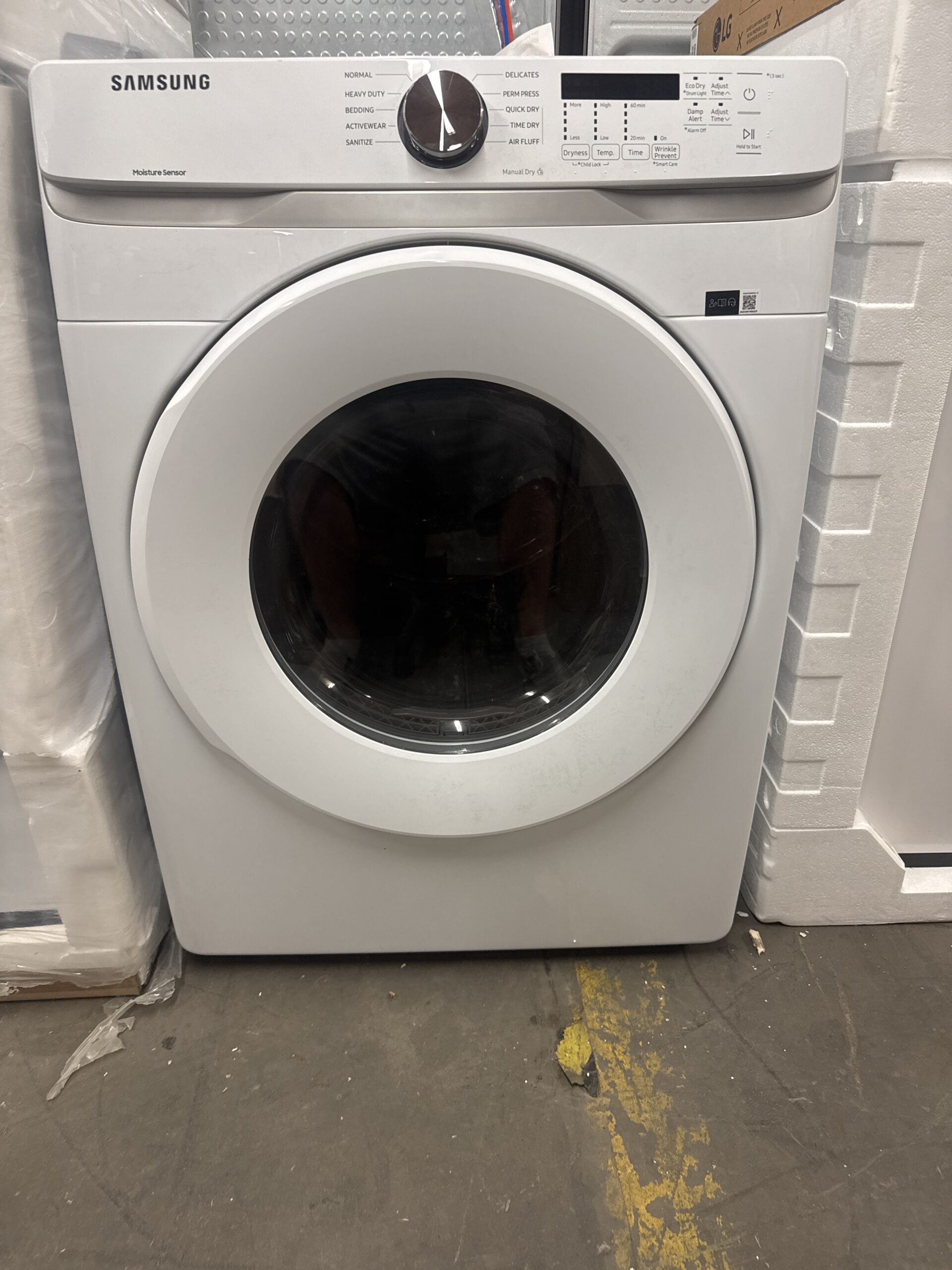 Samsung 7.5 cu. ft. Electric Dryer with Sensor Dry - DVE45T6000W