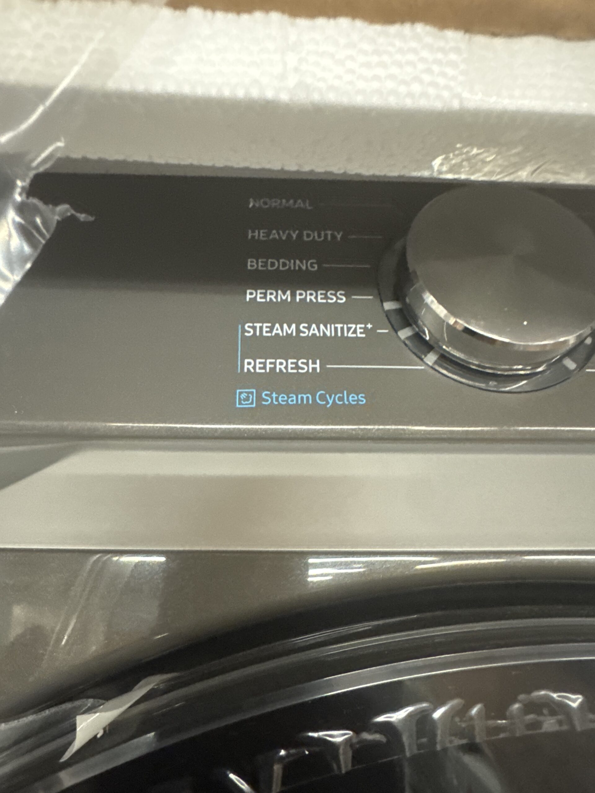 Samsung 7.5 cu. ft. Smart Gas Dryer with Steam Sanitize+ - Image 3